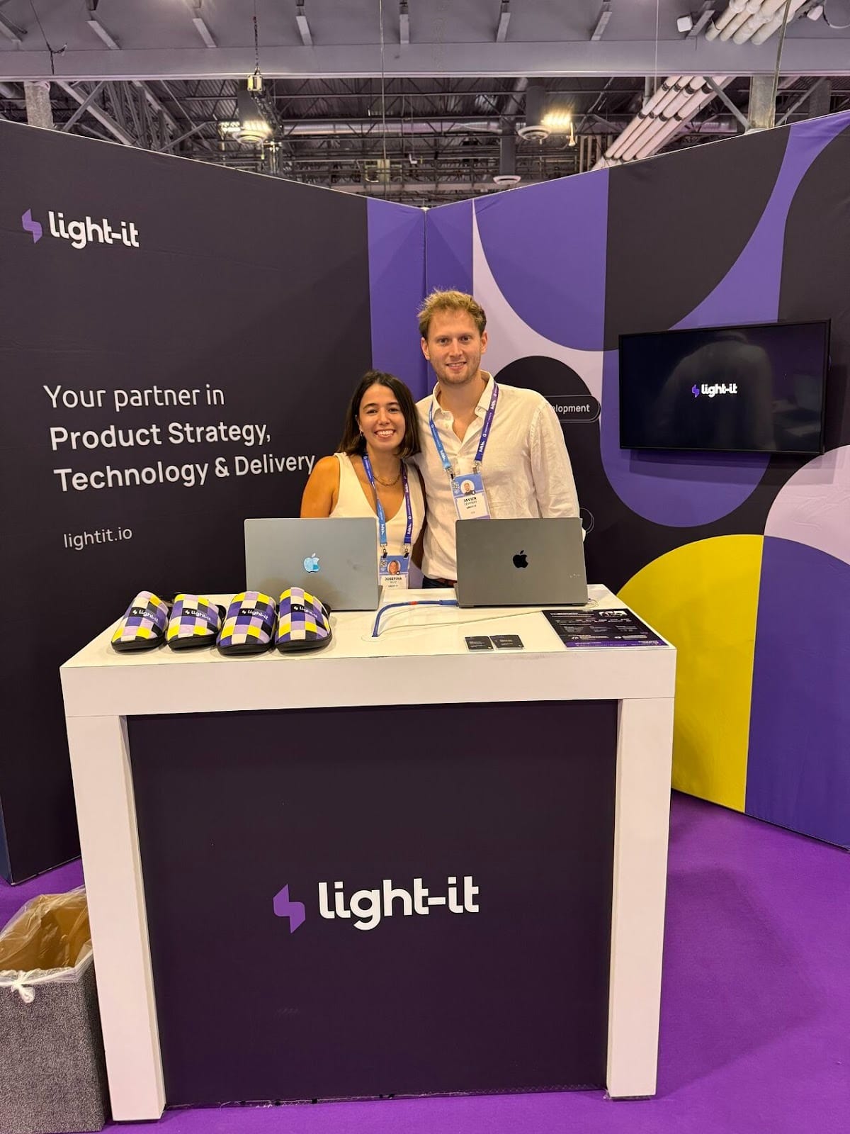 Light-it's team at HLTH 2025