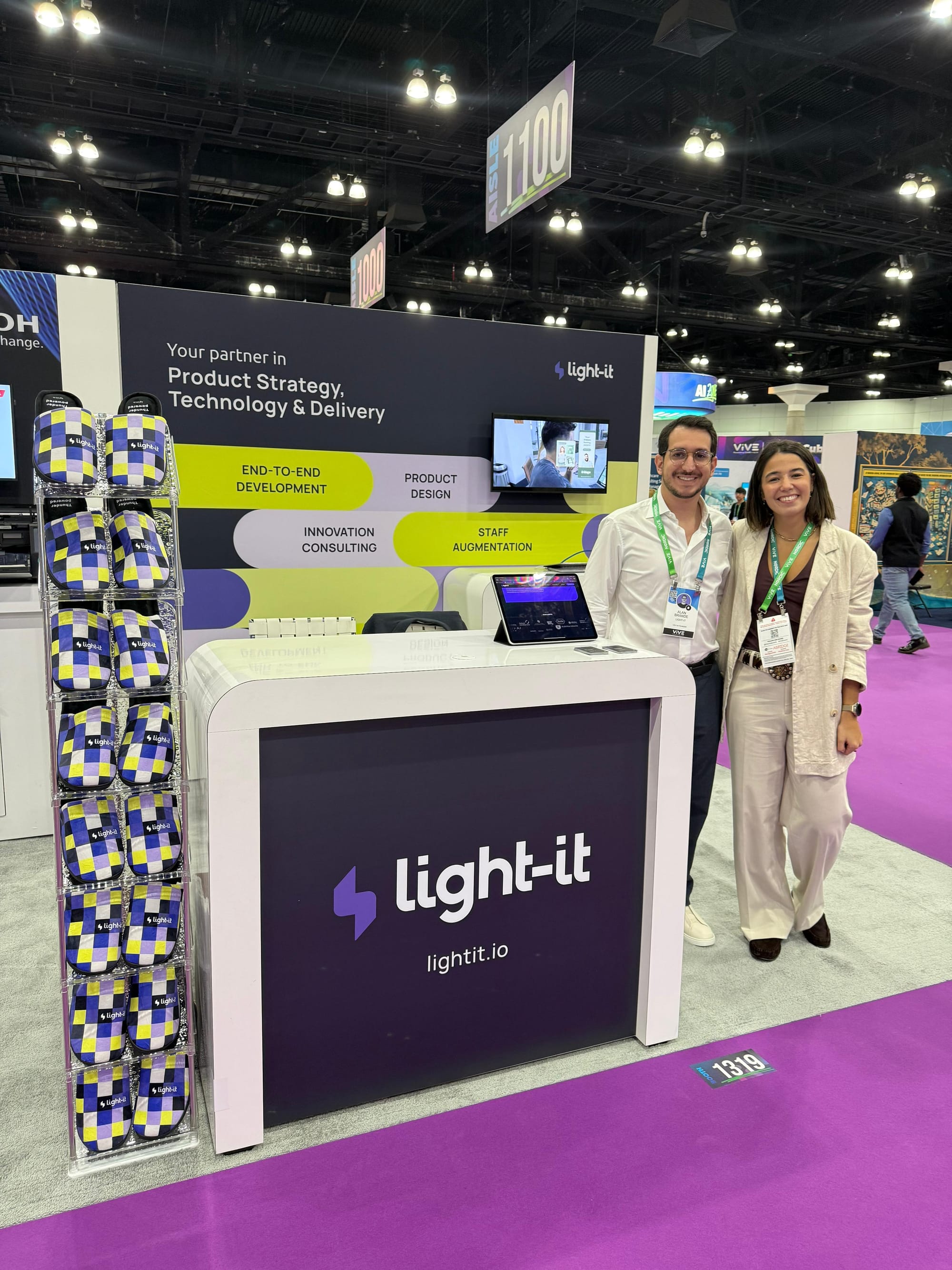 Light-it's Team and Booth at ViVE